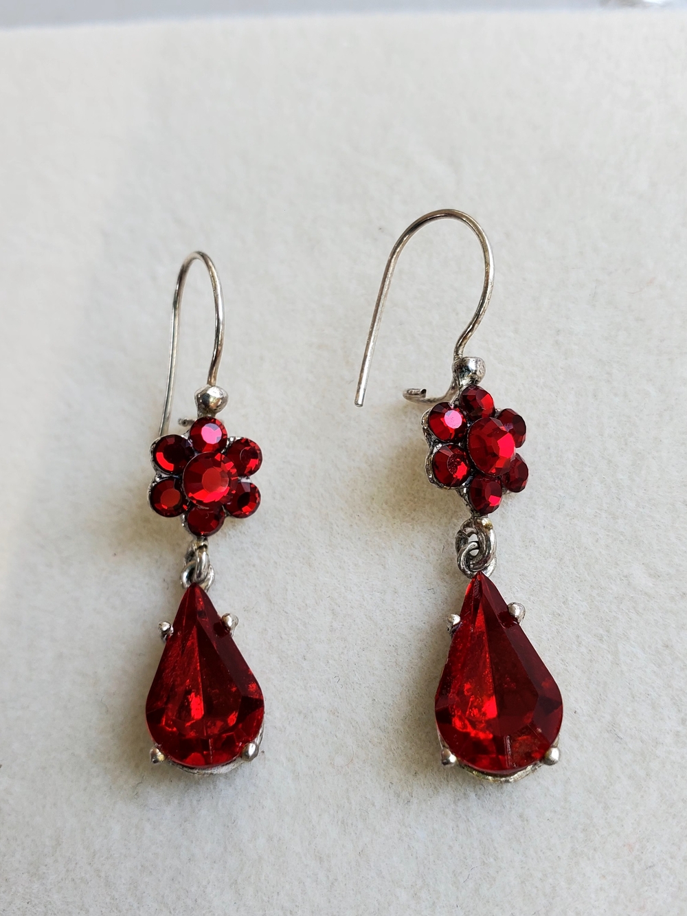 Red Teardrop & Floral Crystal Drop Earrings - Women Jewelry - Picture 4 of 10